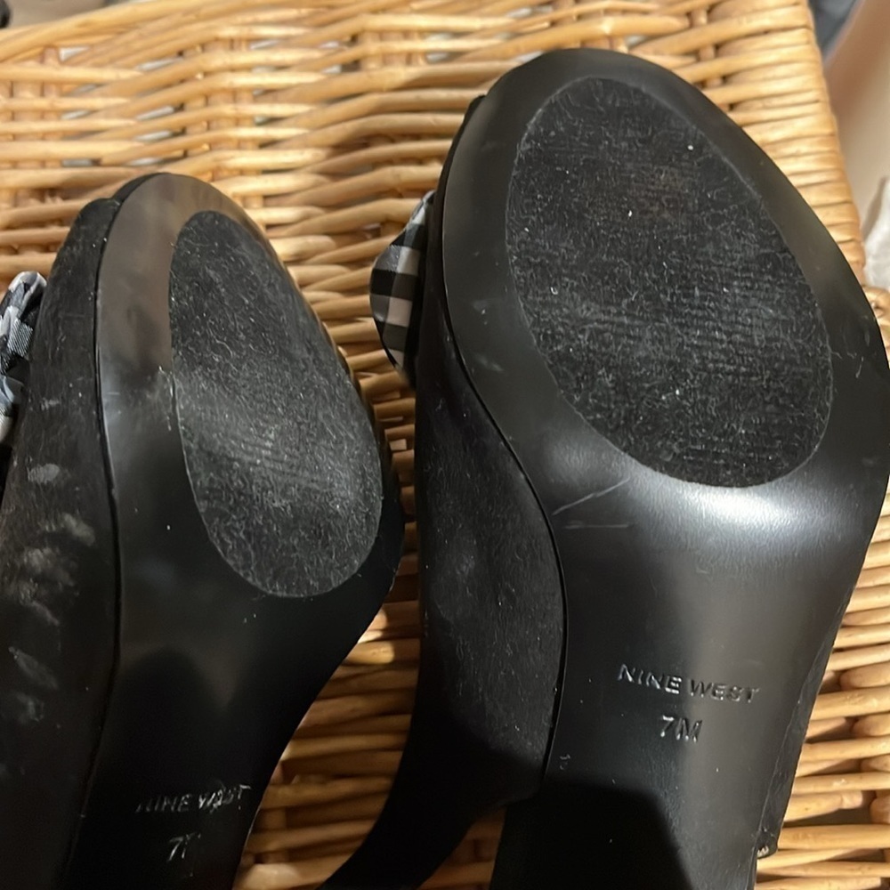 NINE West Graham Bow Slingbacks - Picture 8 of 8
